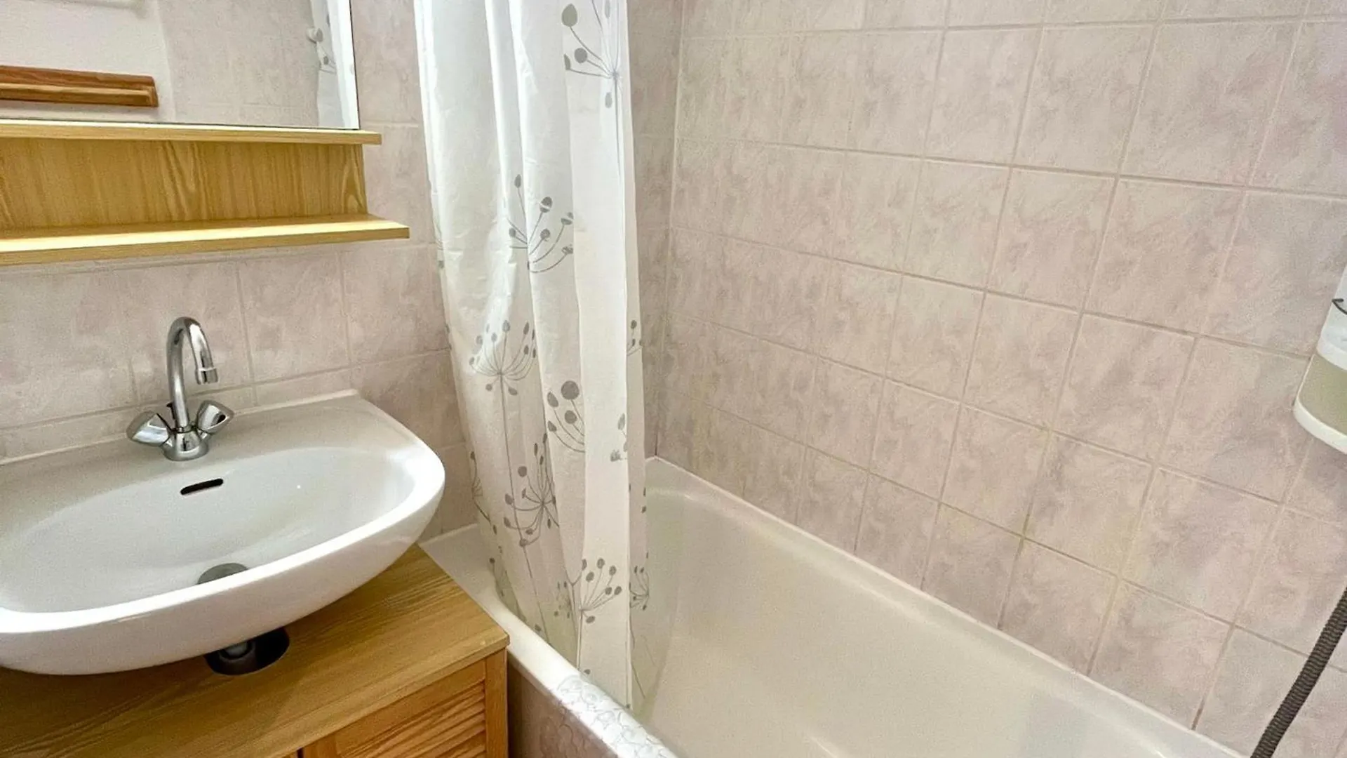 Appartement Charmant Studio Au Pied Des Pistes, Animaux Admis - Fr-1-505-79 Notre-Dame-de-Bellecombe